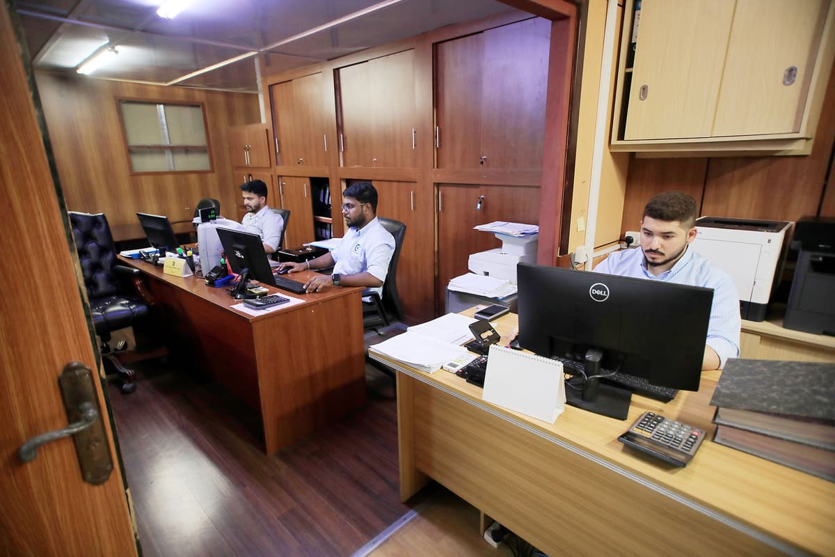 Gmt Warehouse Team 1